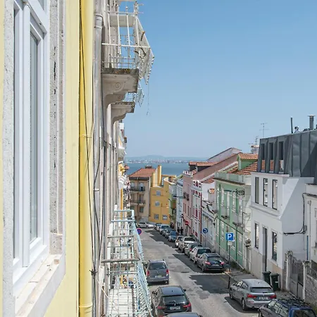 Daire Sunny Lisbon Gem
